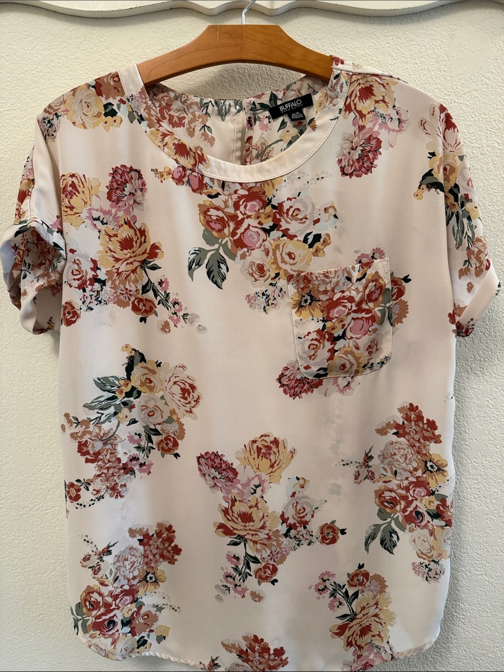 Buffalo David Bitton Cream Floral Short-Sleeve Blouse
